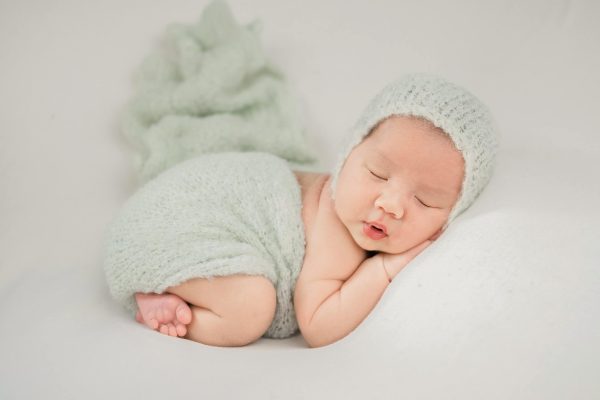 Chụp ảnh newborn – sơ sinh cho bé tại nhà – ảnh 10