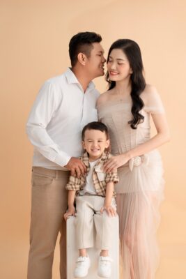 Chụp ảnh gia đình bao lâu chụp lại? Gợi ý từ studio dành cho ba mẹ – ảnh 3