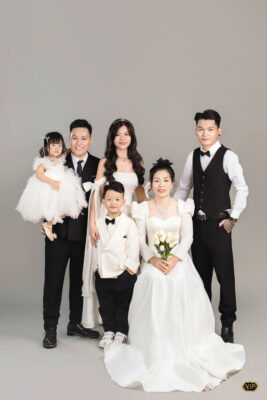 Nên chụp ảnh đại gia đình ở studio hay tại nhà? Câu trả lời không đơn giản như bạn nghĩ – ảnh 3